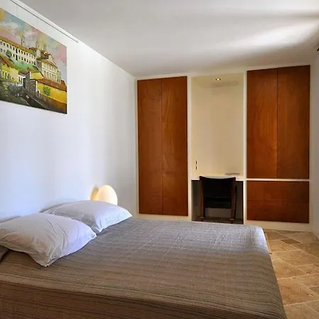 ヴィラ A Coastal Escape With Stunning Views *